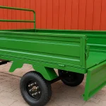 Trasportatore rimorchio per trattorino rasaerba e trattore compatto ribaltabile